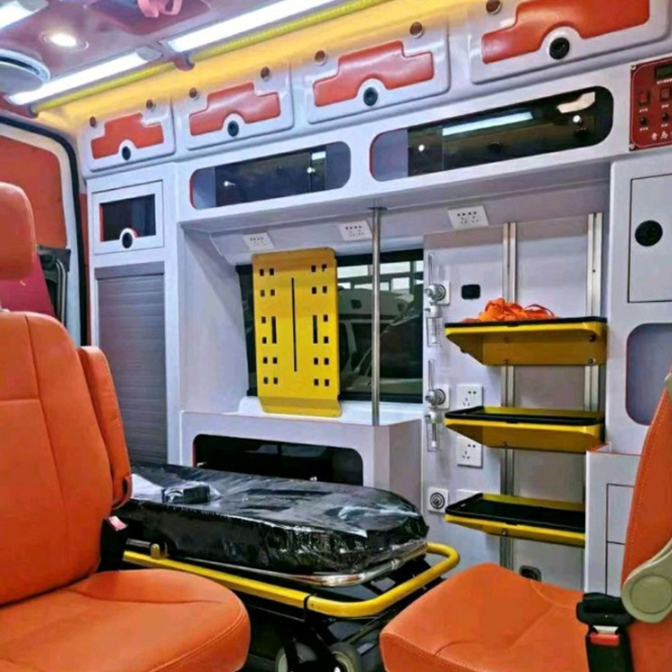 梅列长途救护车护送病人租赁价格